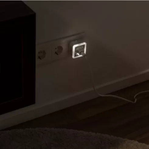Irányfény LED kompakt aljzattal, alkonykapcsolóval, 0,8 W                                             VT0029300003