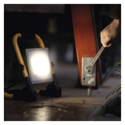 LED reflektor Ilio 51W IP44 4600lm NW, hordozható                                                     ZS3342